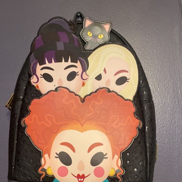 Hocus Pocus Loungefly 🎃 PRICE FIRM - Picture 2 of 16